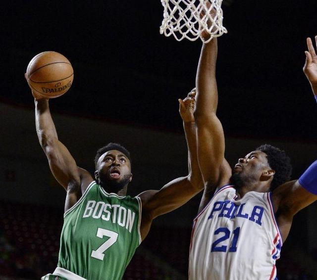 F1新加坡大奖赛排位赛夺下杆位 勒克莱尔：难度很大