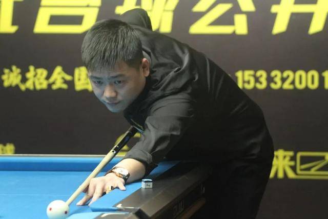 在赫罗纳主 在赫罗纳主